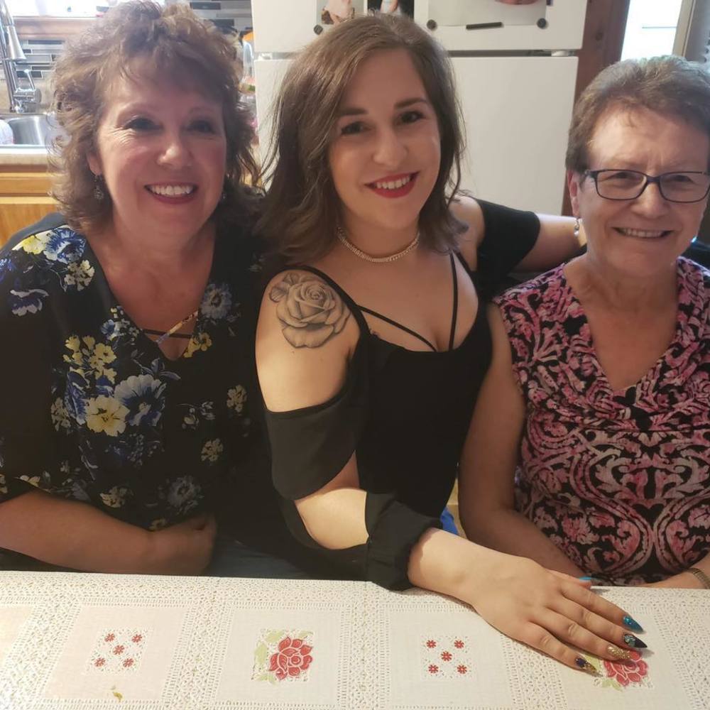 Meet your Posher, Mallory